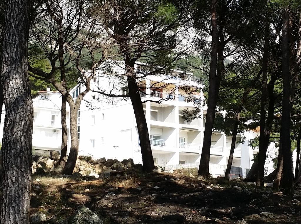 Apartments Lucija Brela Eksteriør billede